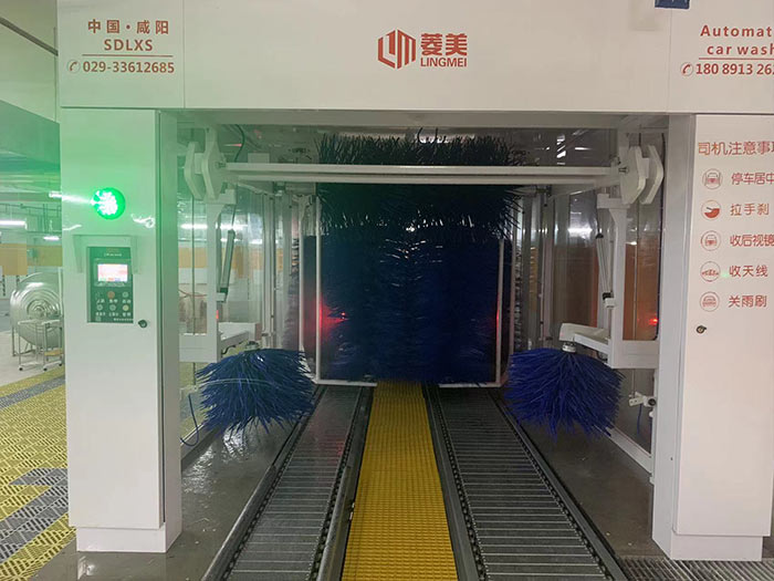 無(wú)人值守隧道洗車(chē)機(jī)（9刷+4風(fēng)機(jī)）